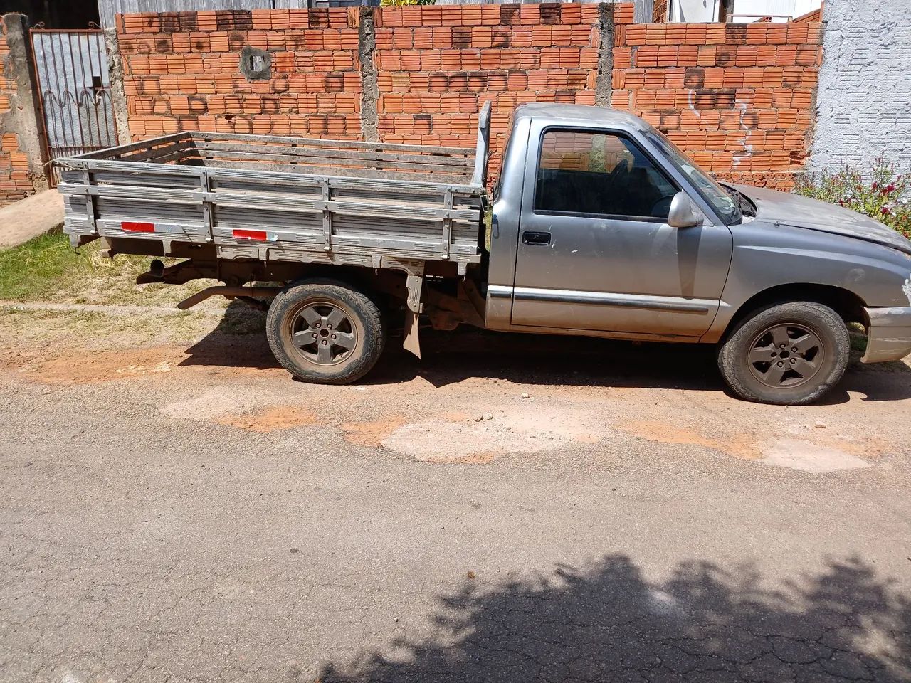Frete carreto e mudanças pequenas *