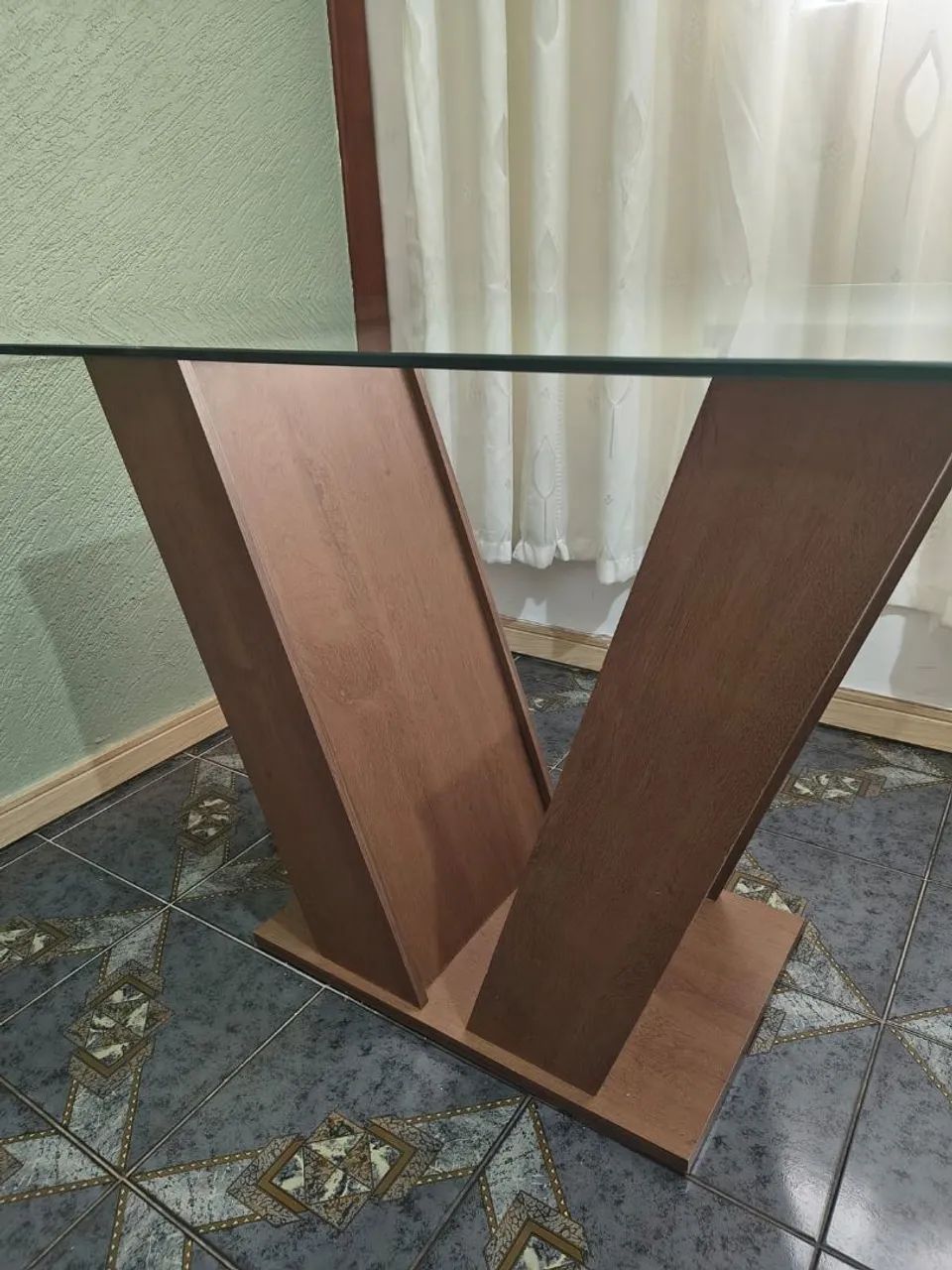 Vendo mesa com tampo de vidro - Foto 4