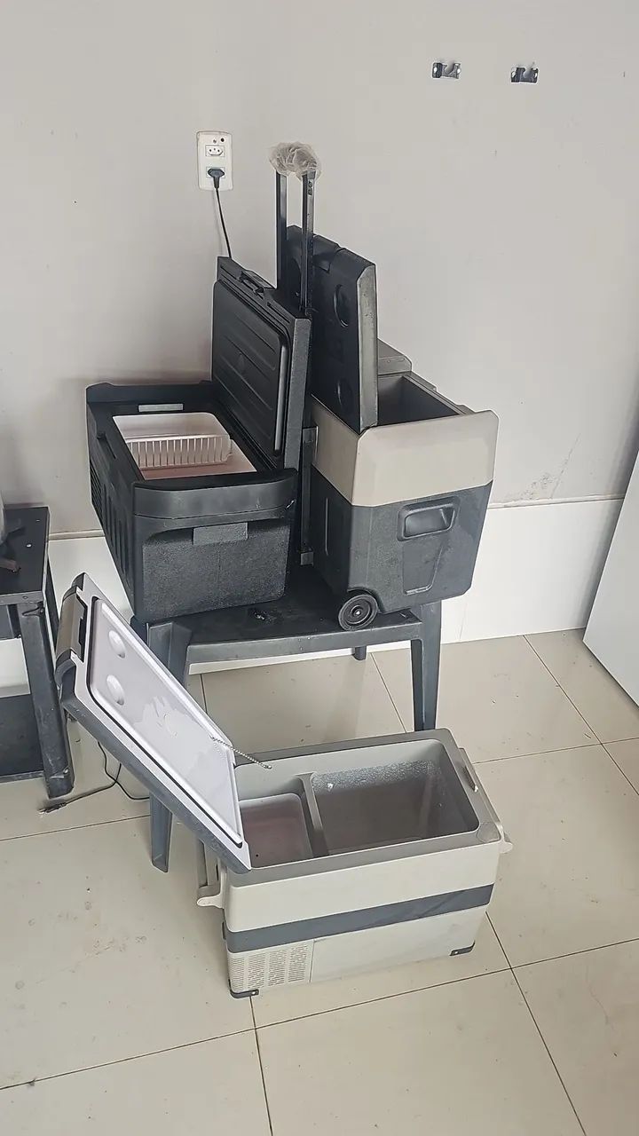 Geladeira Portátil Hent 40 litros Bateria interna 15Ah Rdinhas, Alça, Dreno Quadrivolt. - Foto 4