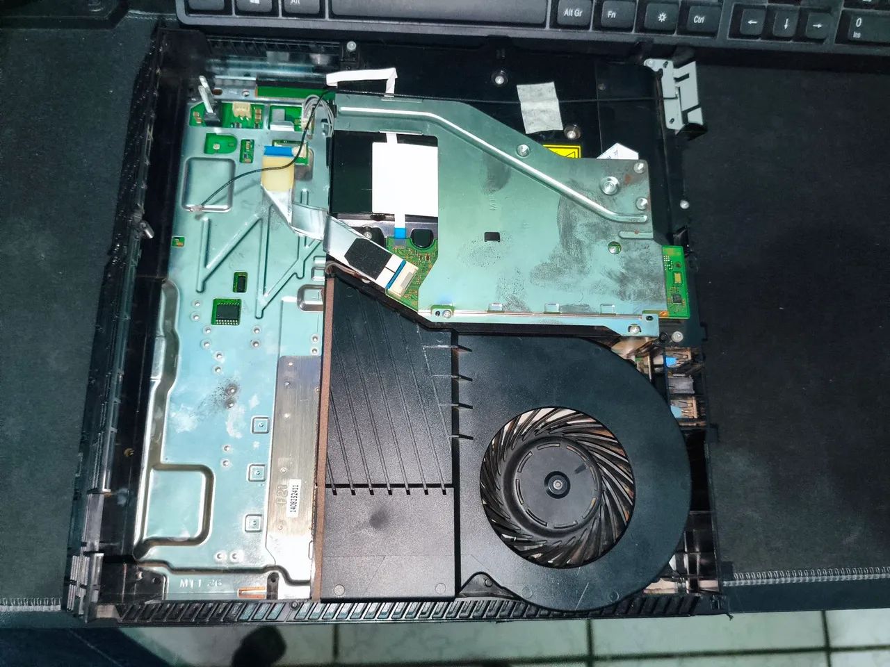 Ps4 com defeito  - Foto 5
