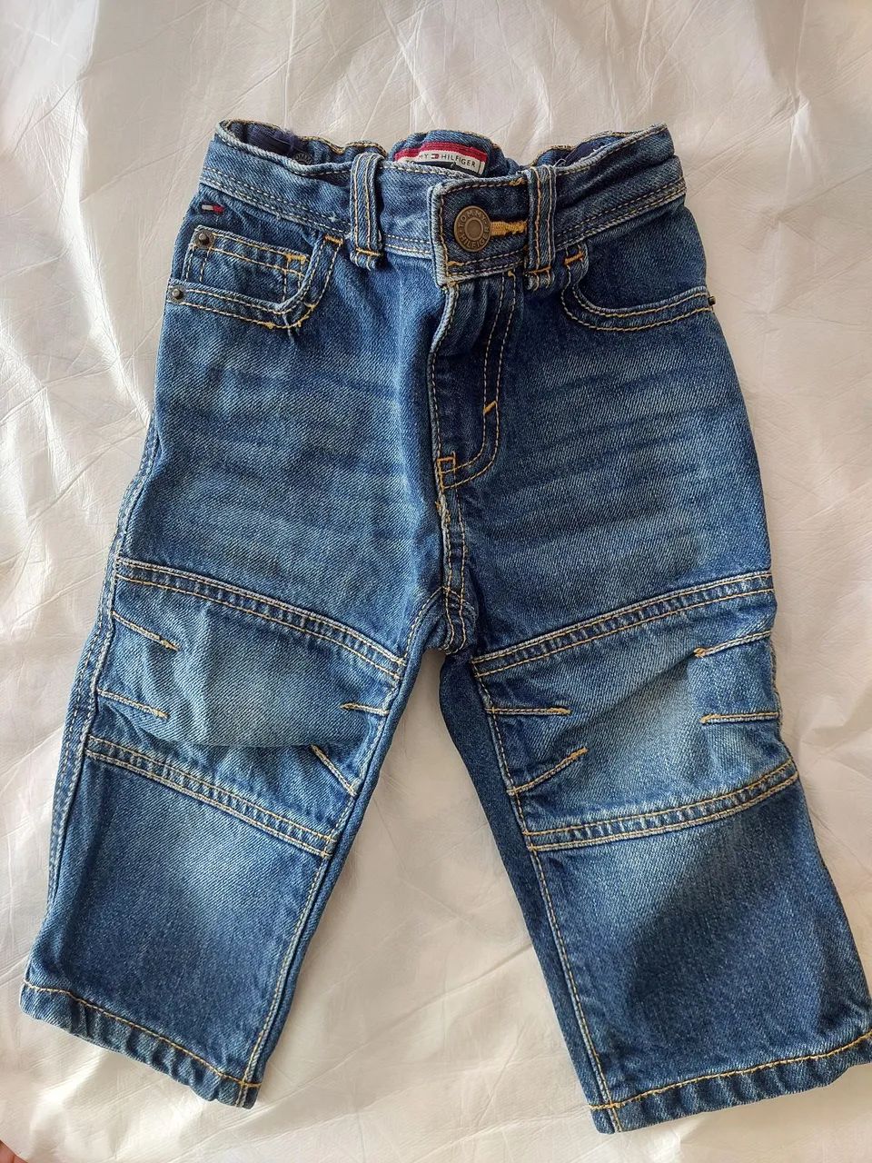Calça jeans infantil Tommy Hilfiger 12 meses - Foto 2