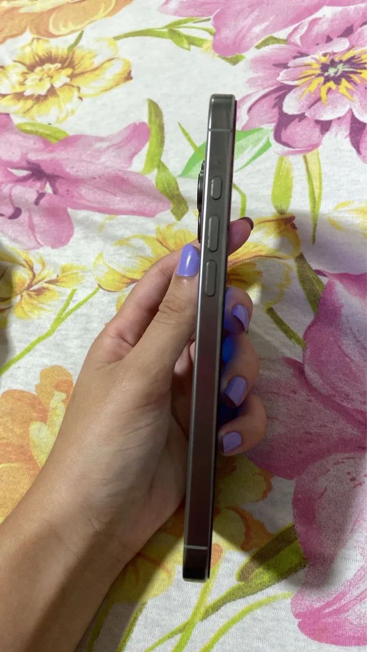 iPhone 16 pro Max  - Foto 2