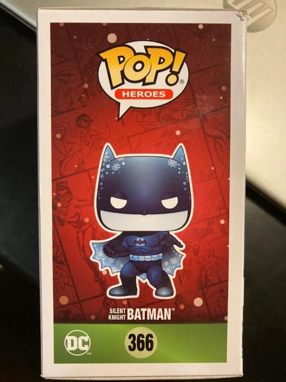 Funko Pop DC Batman Silent Knight 366 Special Edition - Foto 3