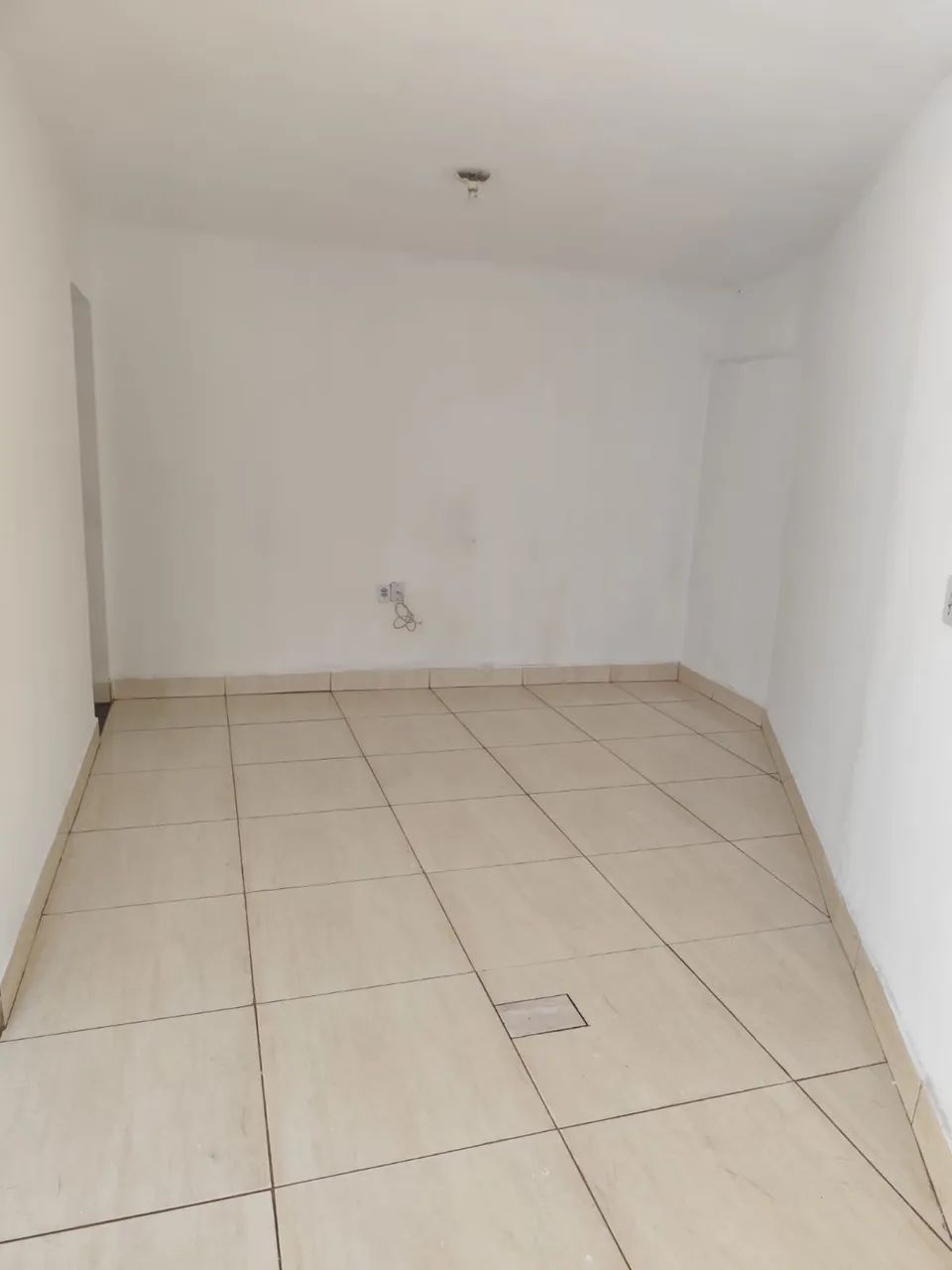 Aluguel casa Água Incluso 
