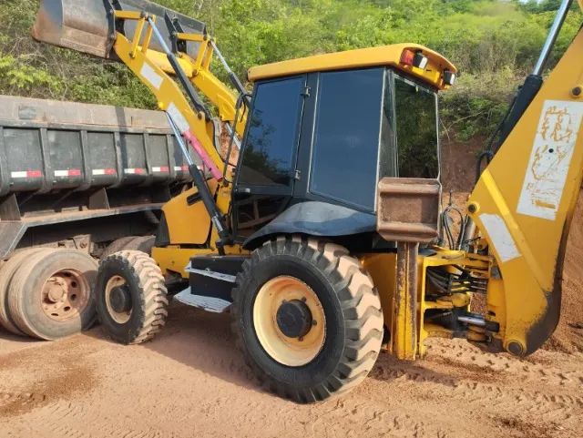 Retroescavadeira jcb 3 c - Foto 2