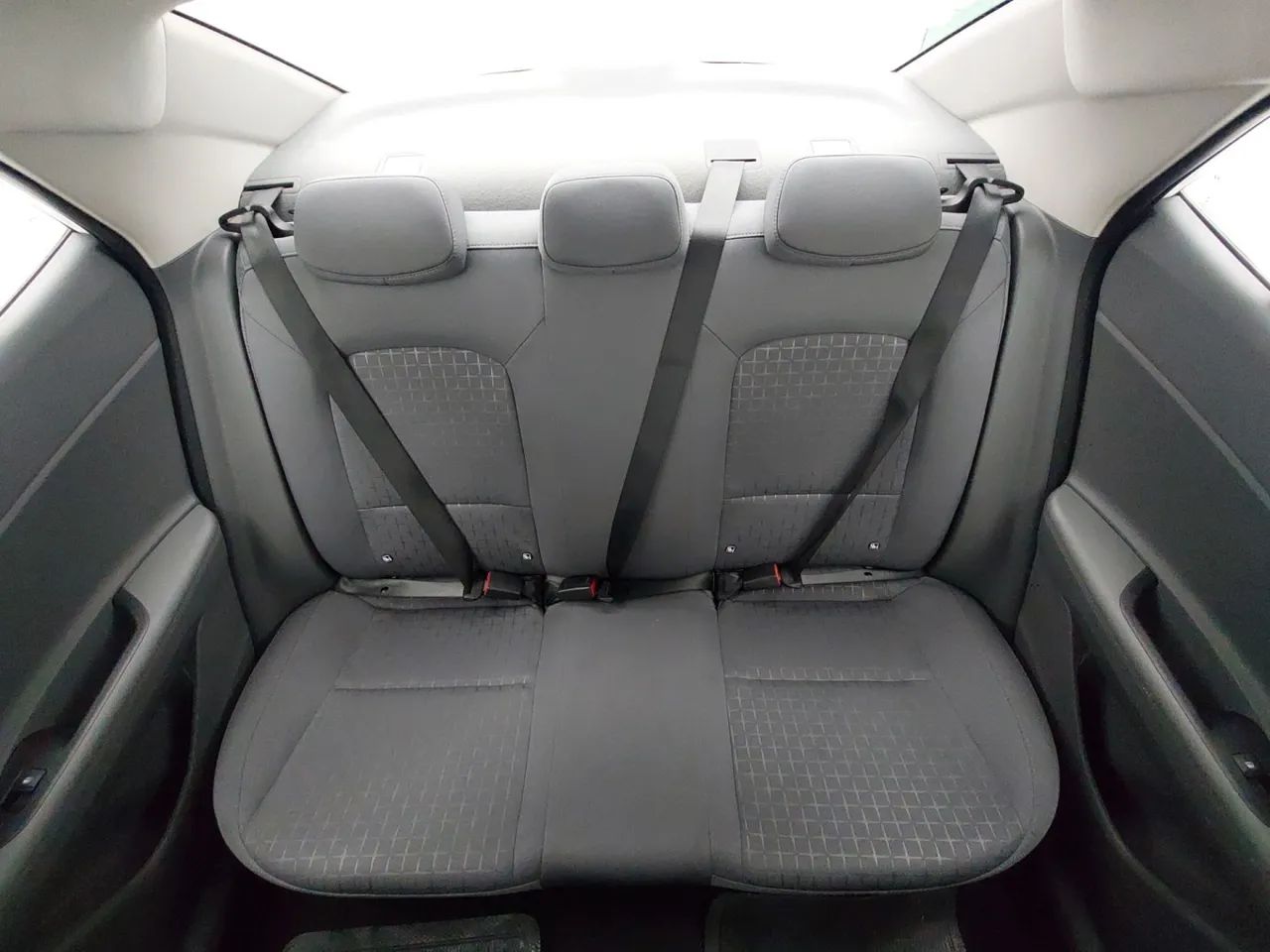 Hyundai HB20S Limited 1.0 TB Flex 12V Aut., foto 18 de 18
