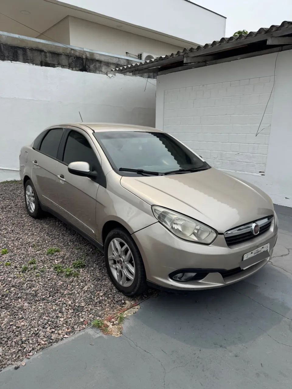 Fiat Grand Siena GRAND SIENA ESSENCE DUAL. 1.6 FLEX 16V 2014