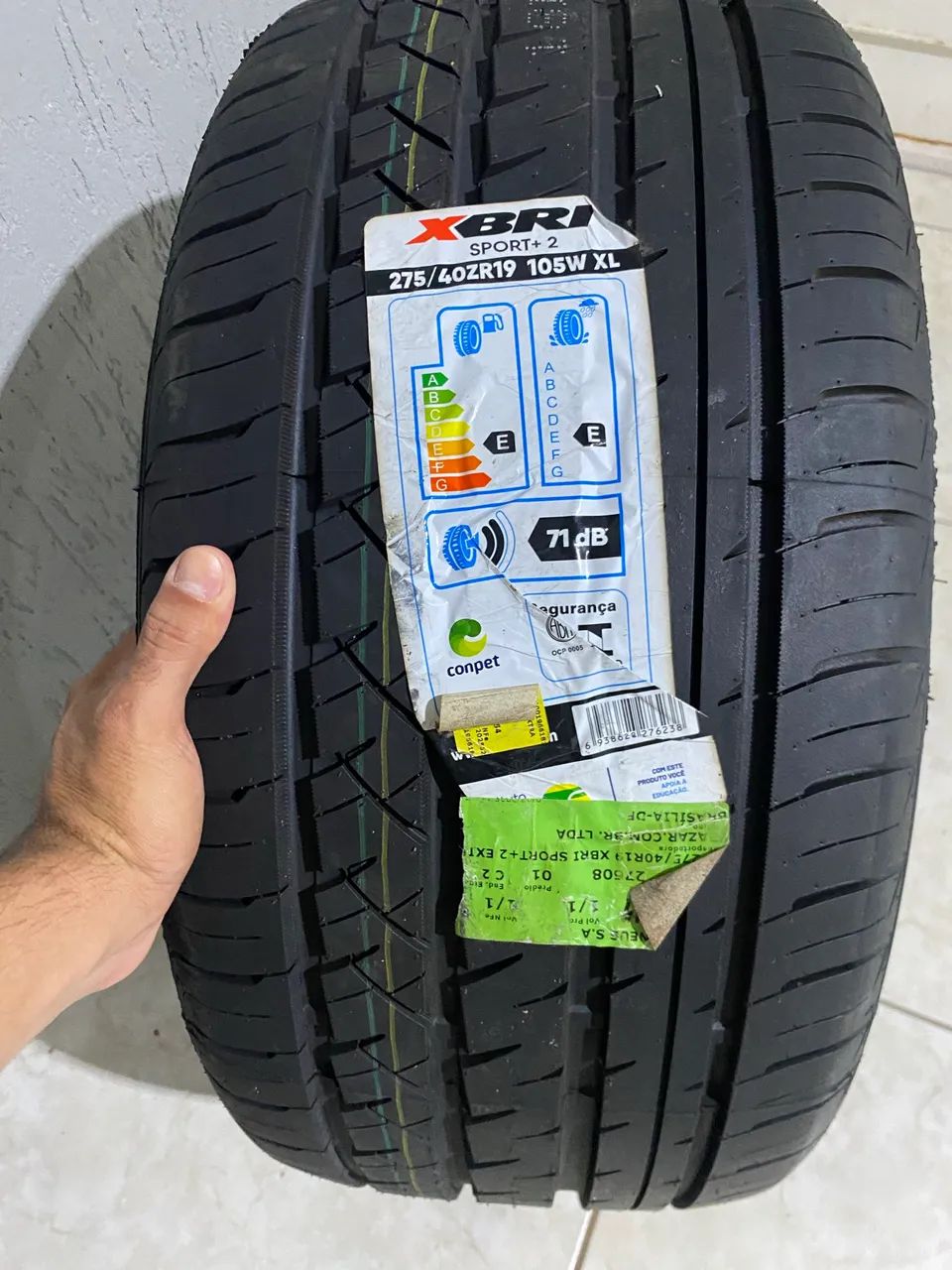 Pneu ARO 19 - novo 275 /40 última unidade  - Foto 4