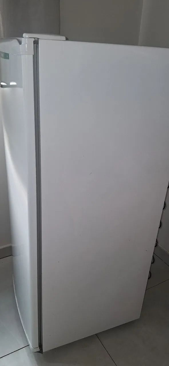 Freezer vertical cônsul 121ltrs 127volts  - Foto 4