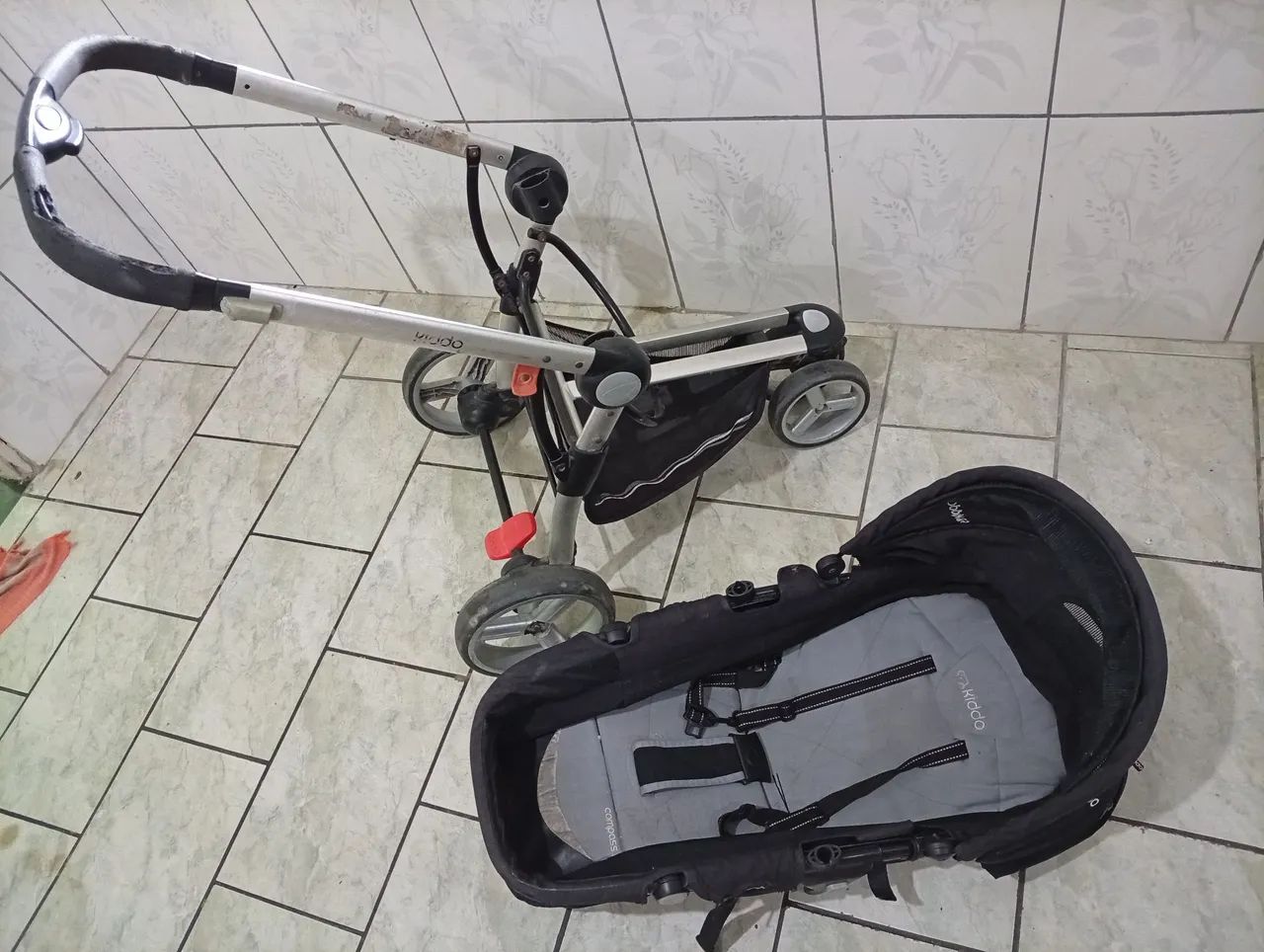 Vende se carrinho de bebê  - Foto 5