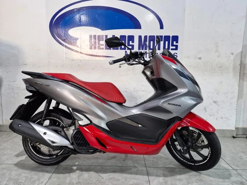 Honda PCX 150 150 cc aceito moto na troca e financia 48x aceito cartão 12x 18x 1.8% am  - Foto 3