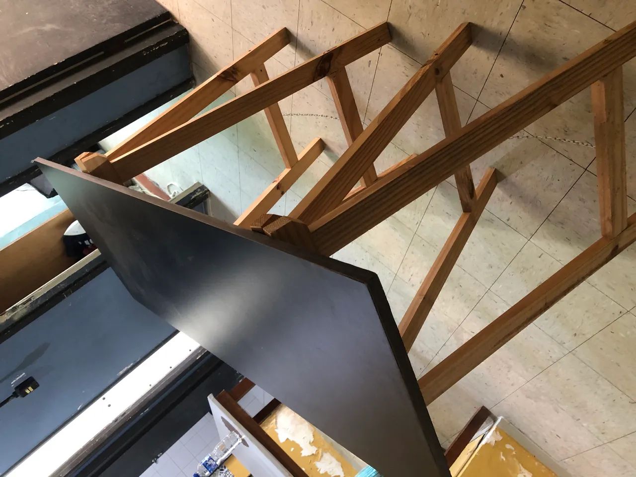 Mesa de escritório móvel  - Foto 3