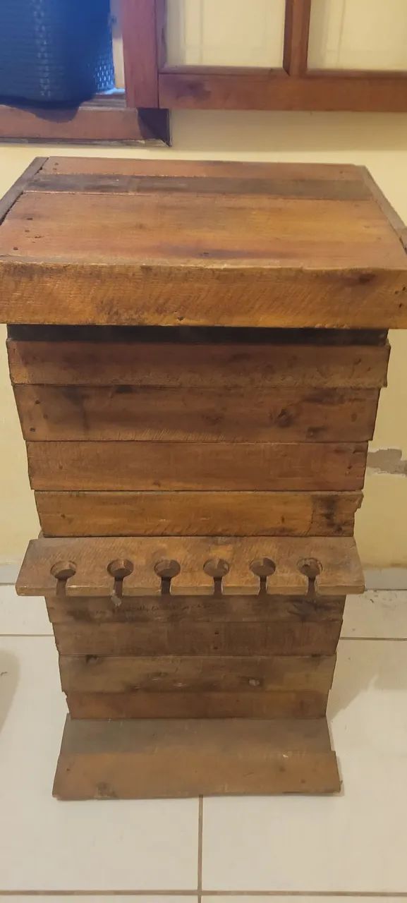 Mesa rústica para som com suporte para microfones  - Foto 2