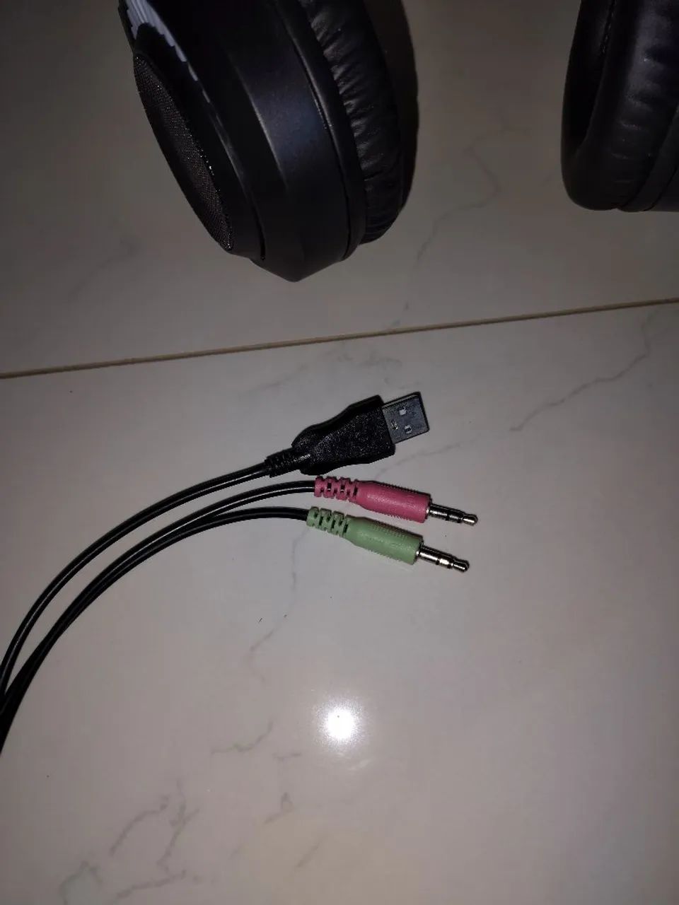 Headset Gamer Twilight RGB com Microfone - Ótimo estado - Foto 2
