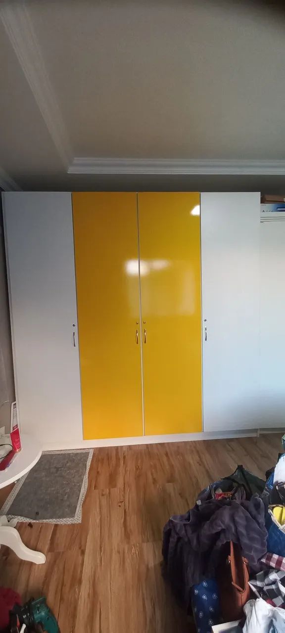 Guarda Roupa