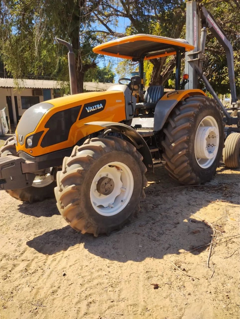 VALTRA A990R PLATAFORMA ANO 2023 C/ 420 HORAS  - Foto 2