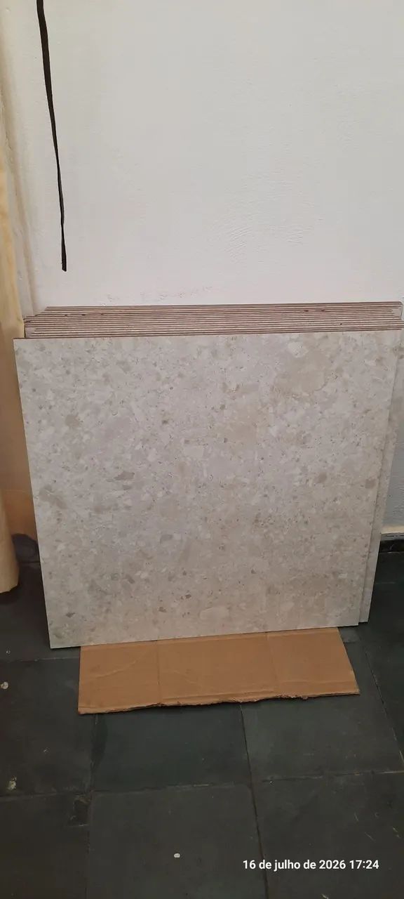 Porcelanato terrazine bianco savane 72x72cm