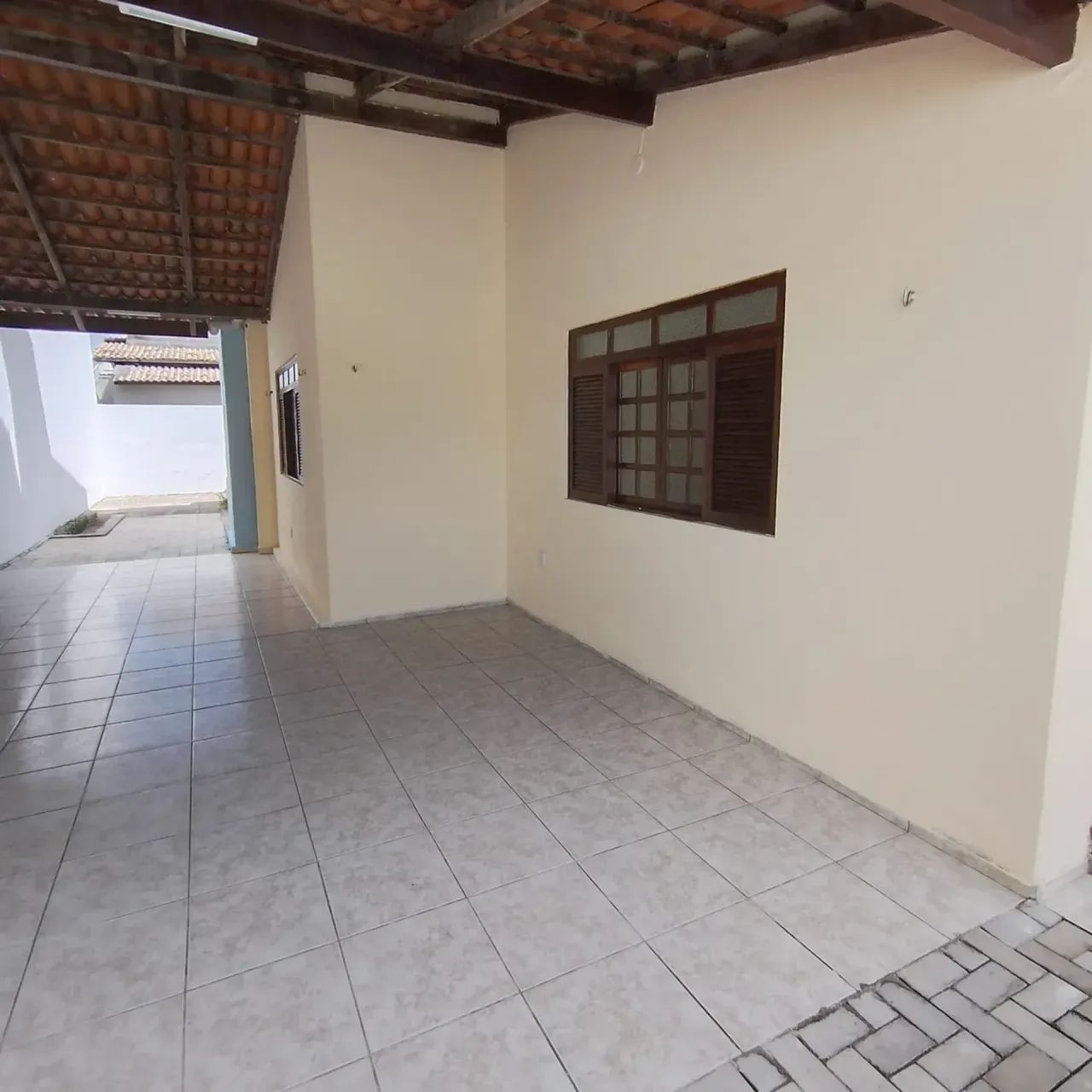 Imóvel para aluguel tem 300 metros quadrados com 5 quartos - Foto 5
