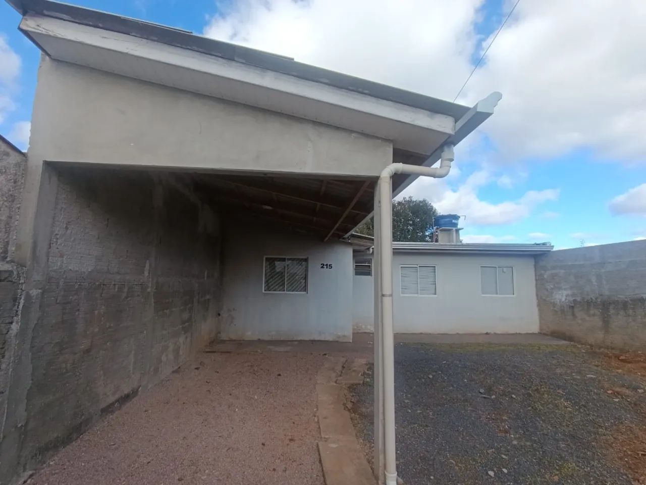 CASA PARA LOCAÇÃO NO CHAPADA