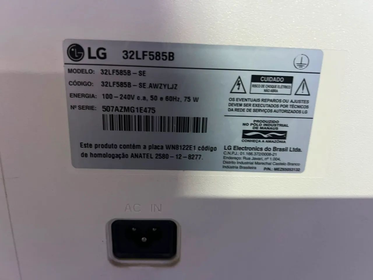 Smart Tv Led 32 Polegadas Lg Mod:32Lf585b Branca Com Pézinho e controle. Usada Bom estado  - Foto 3