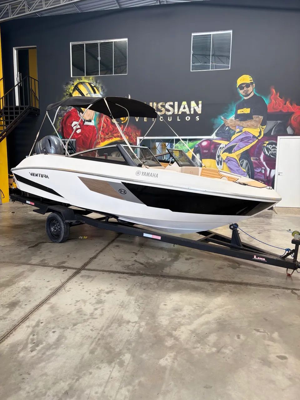 LANCHA VENTURA 2025 - Foto 2