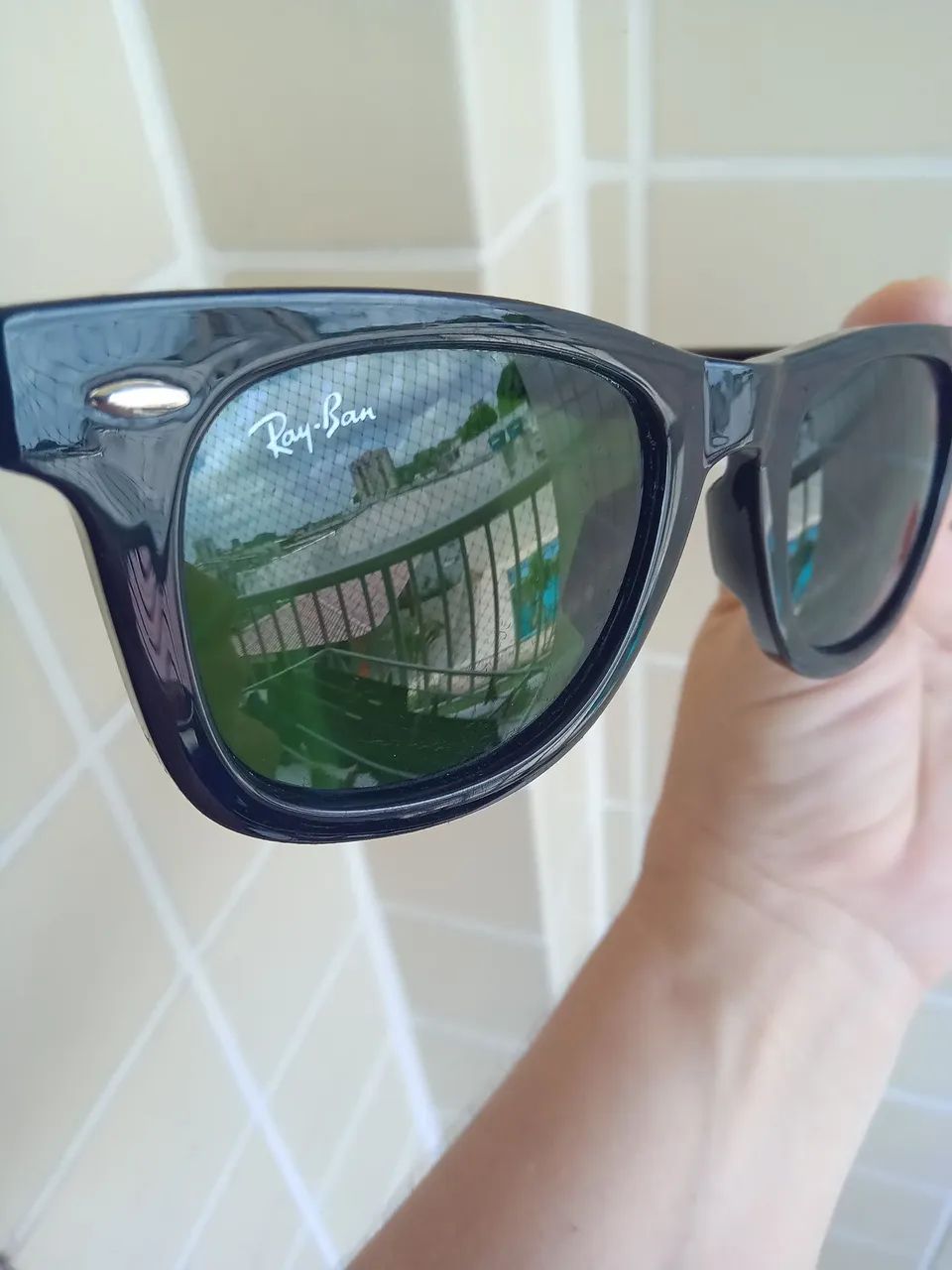 ÓCULOS RAY BAN LENTE VERDE PEQUENO USADO - Foto 5
