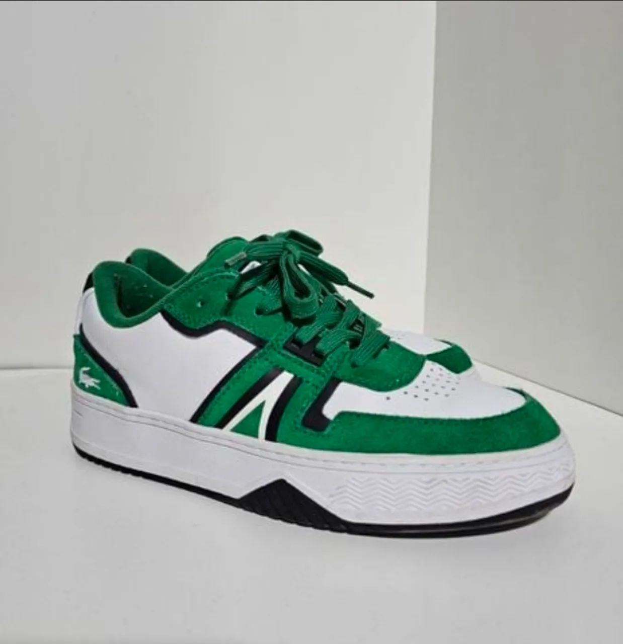Tênis lacoste l001
