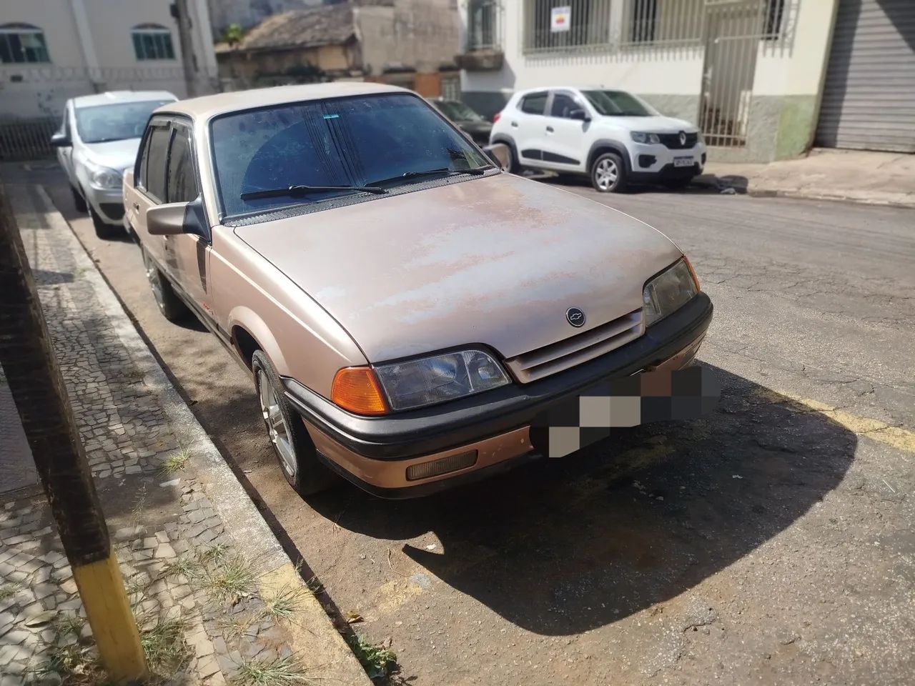 Chevrolet Monza GLS/ Hi-tech 2.0 EFI 2P E 4P 1996