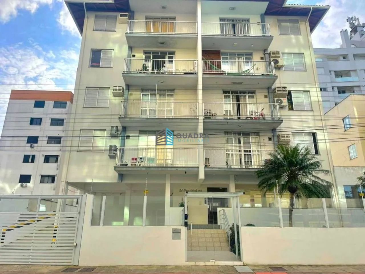 Apartamento 1 Dormitório à Venda na Trindade, Florianópolis !!