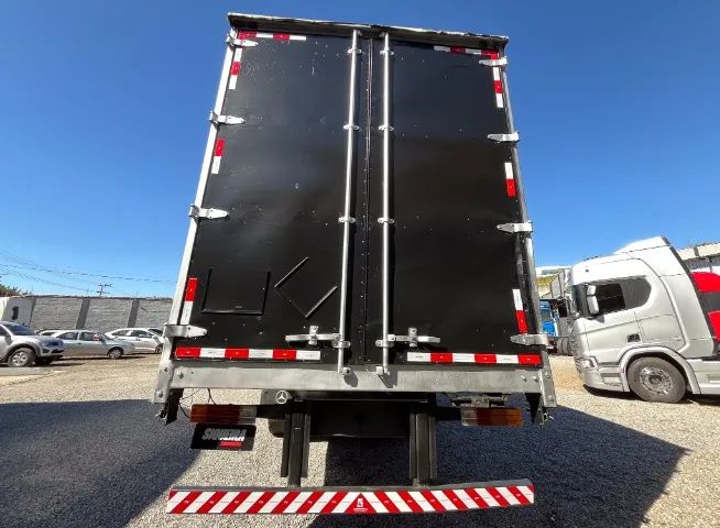 MB 1620 Baú Sider 2008 - Foto 5
