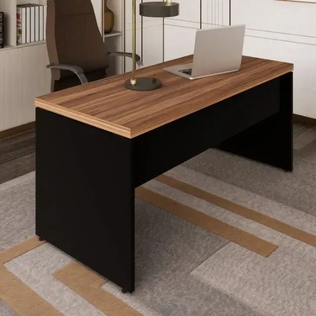 Mesa Executiva Pé Painel 120x60 Amadeirada Com Base Preta