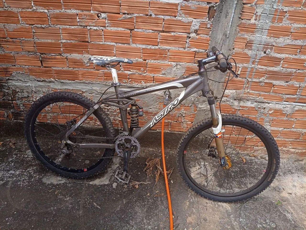 Bicicleta  - Foto 2