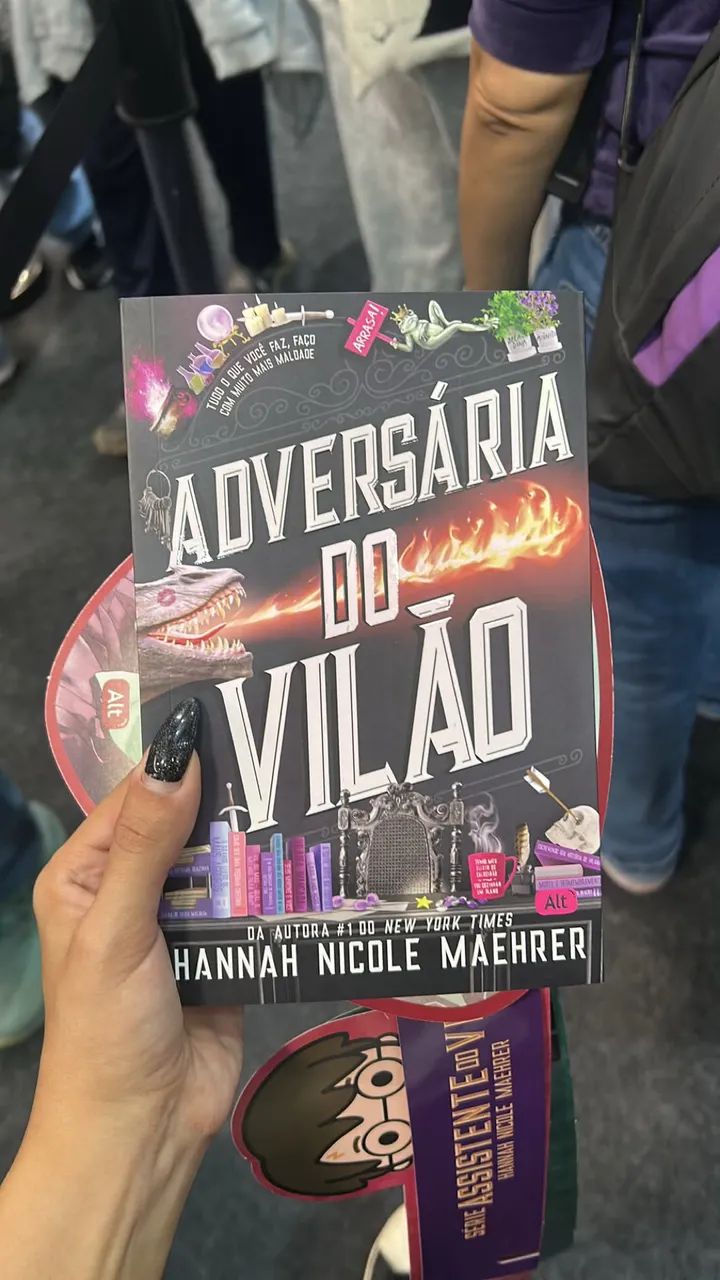 Livro adversária do vilão  - Foto 2