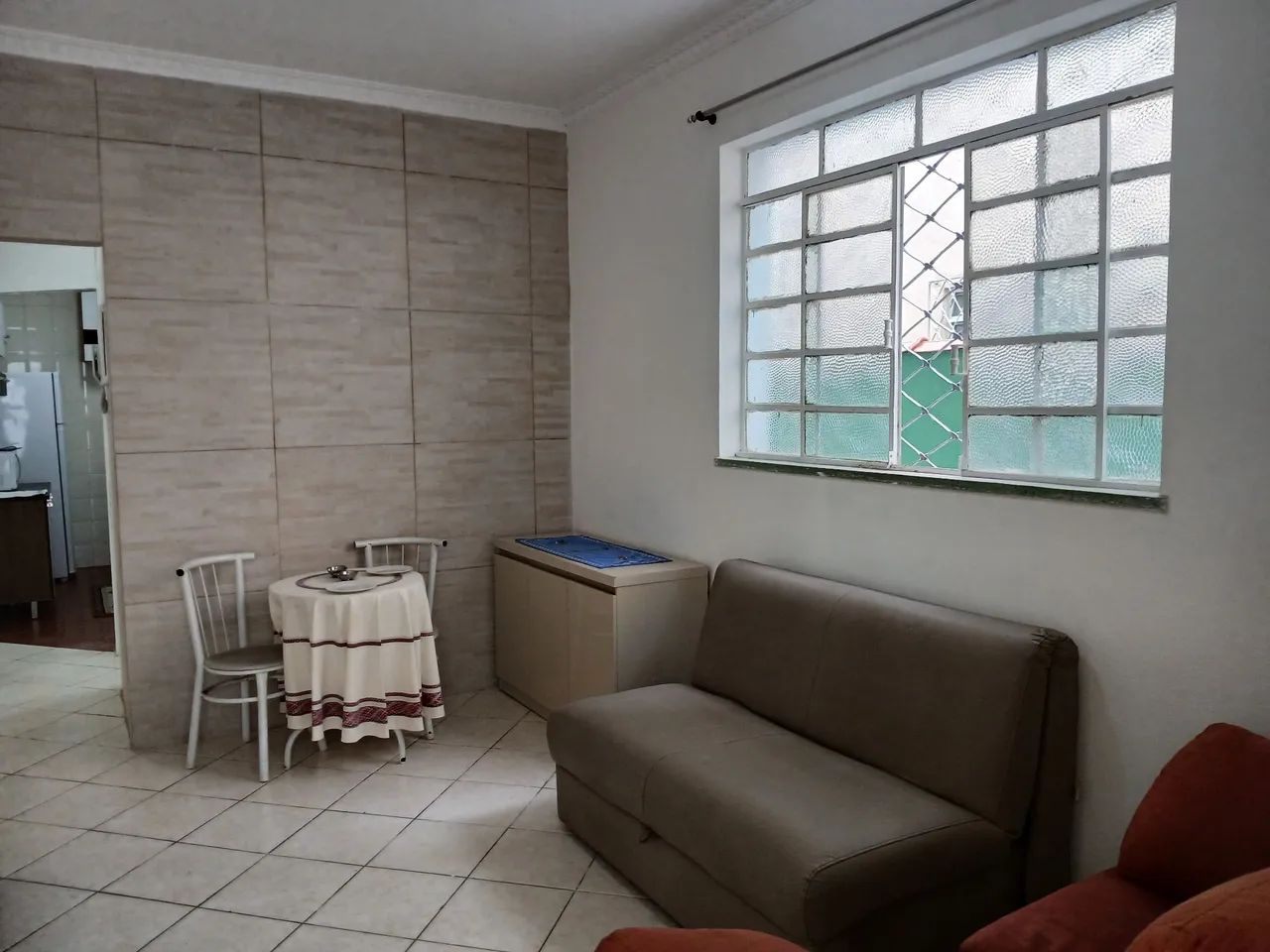 Moças dividem Exc.Republica600 - Foto 3