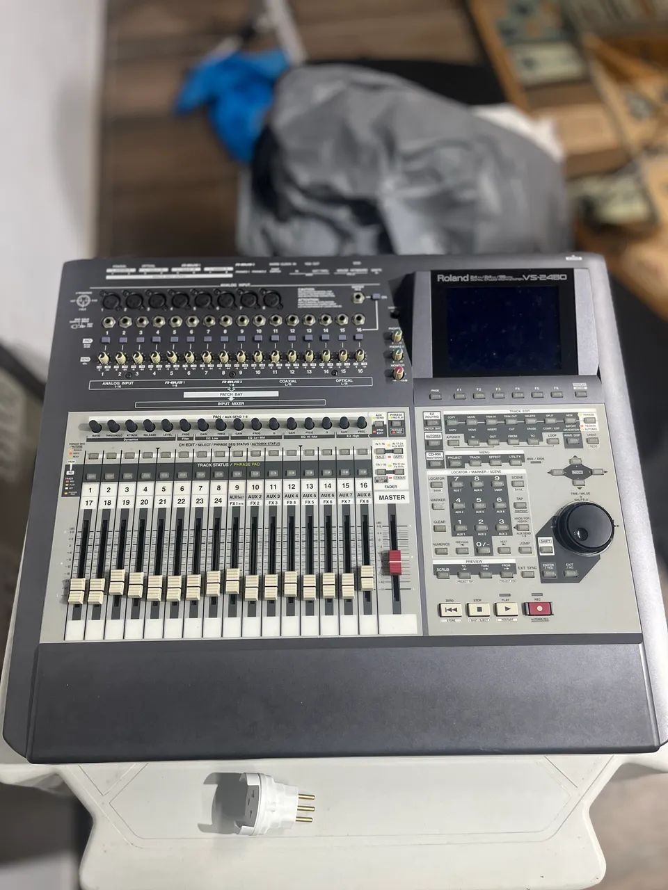 Mesa de som digital Roland VS 2480 - Aparelhos de Som - Taquara