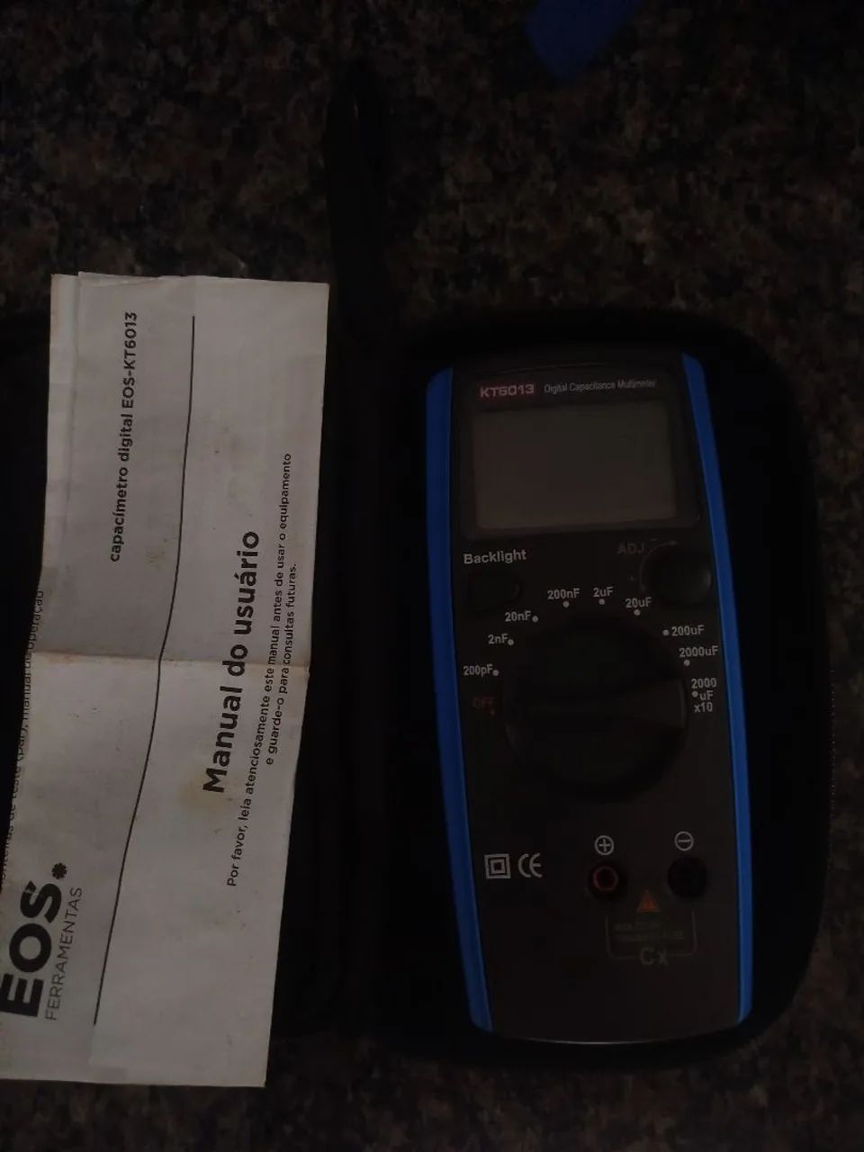 Capacímetro Digital EOS KT6013 - com estojo e manual - Foto 2