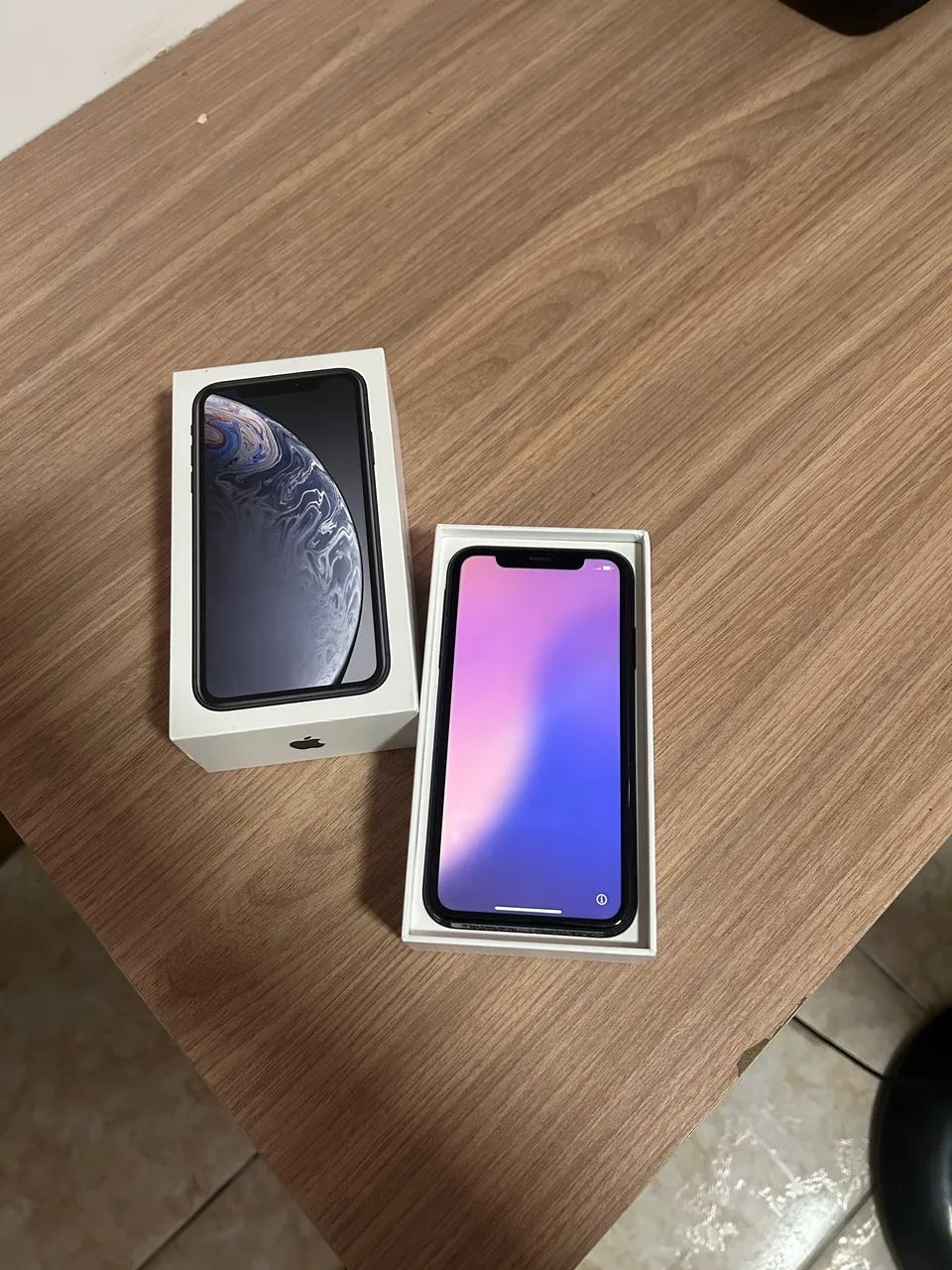 Iphone XR 128GB - Foto 2