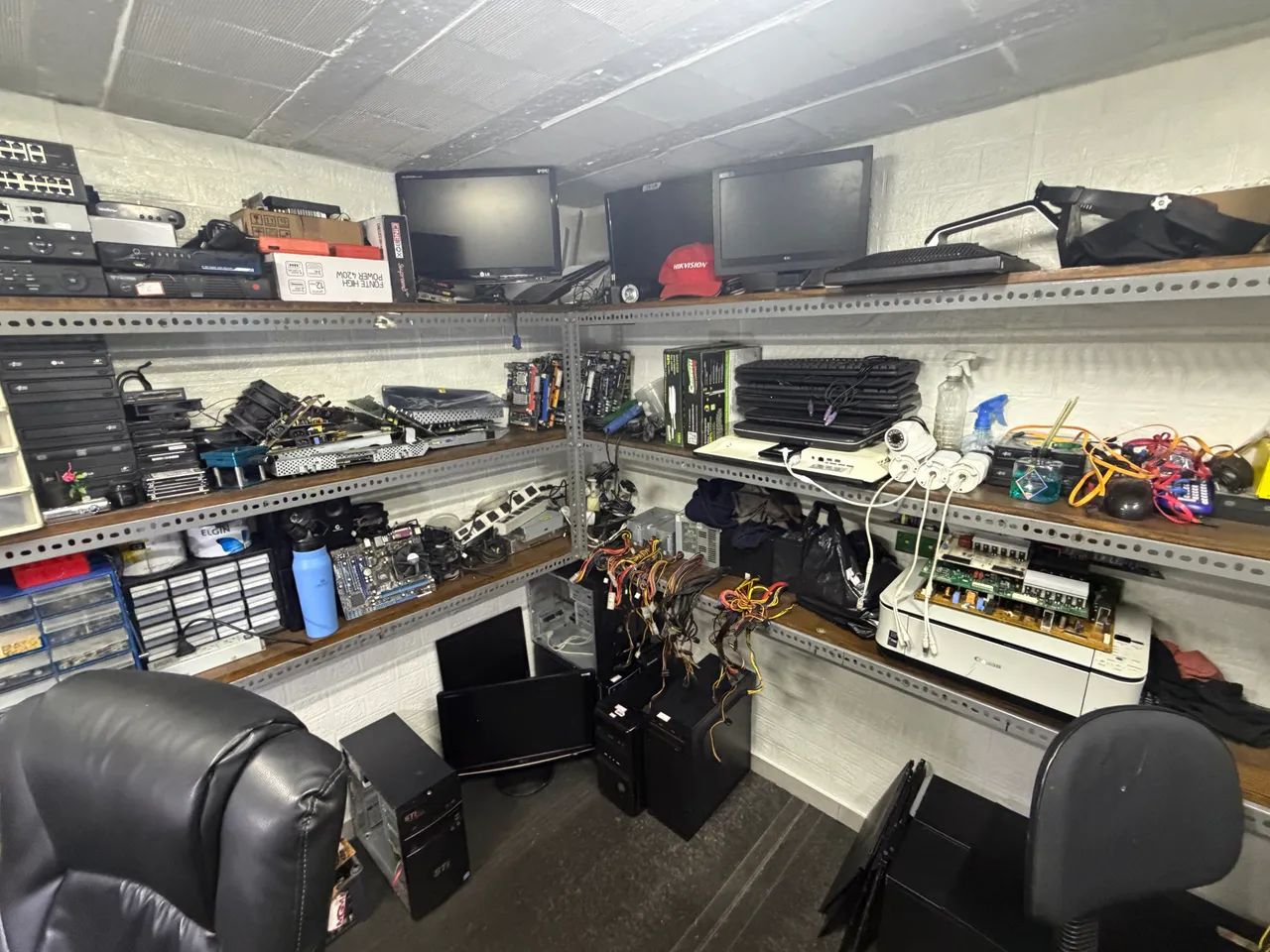 Manutenção em equipamentos eletrônicos  - Foto 4