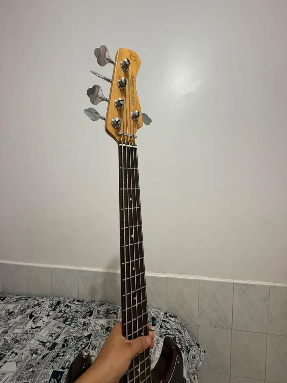 Baixo 5 cordas - Foto 2