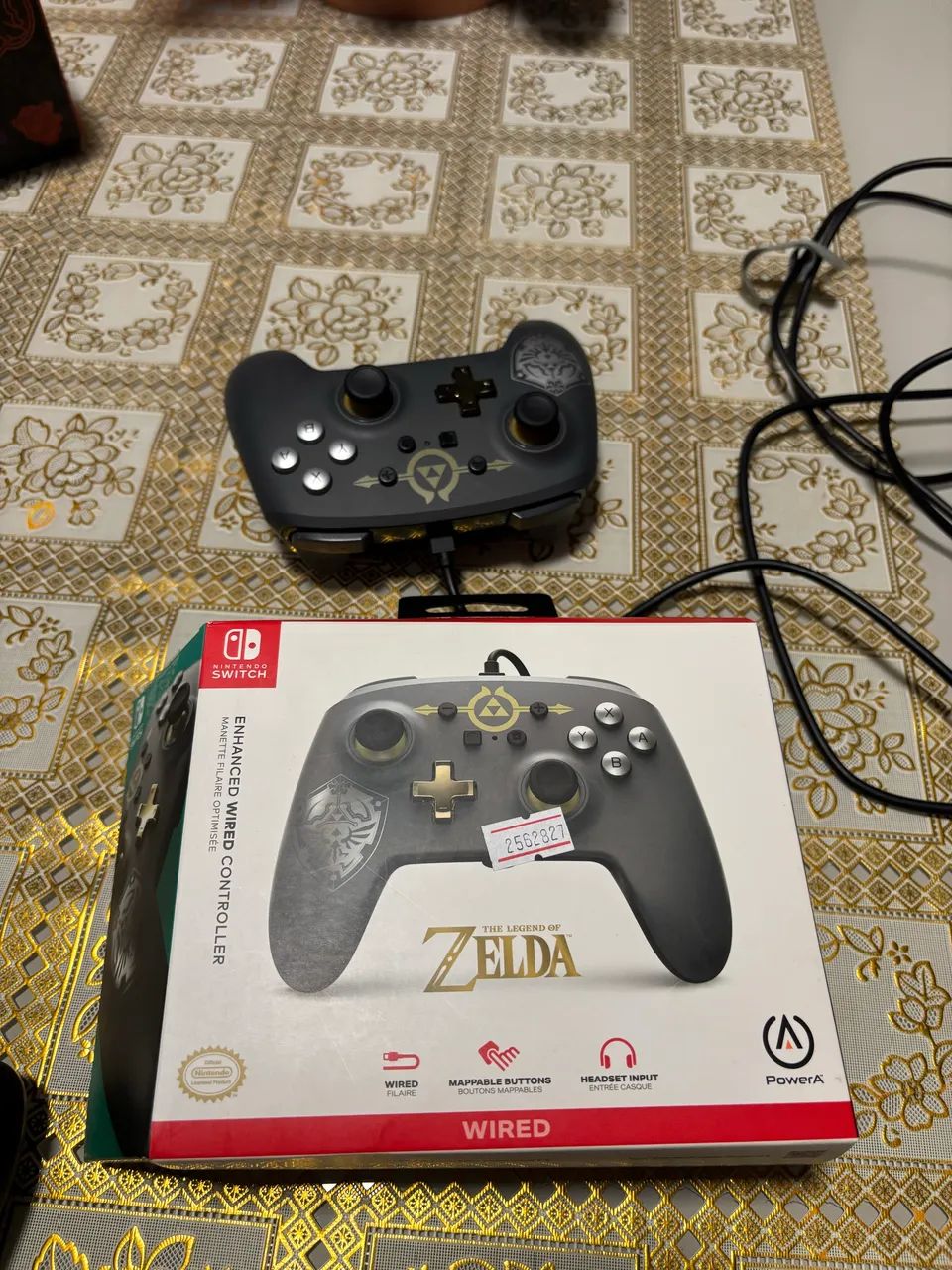 Nintendo Switch Oled desbloqueado edição Pokémon  - Foto 3