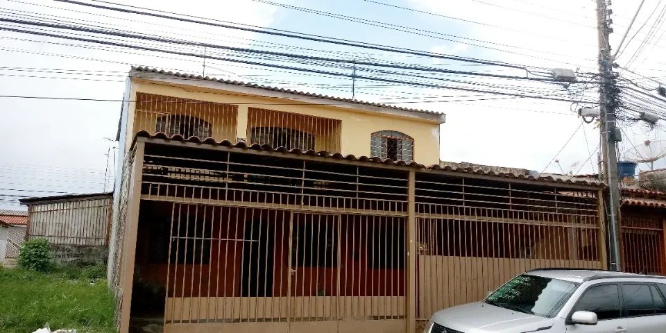 Casa com 5 quartos - Foto 4