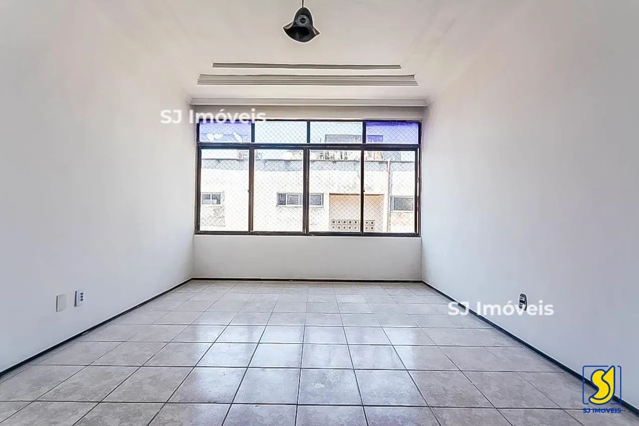 Apartamento na Varjota com varanda no piso superior - Foto 2