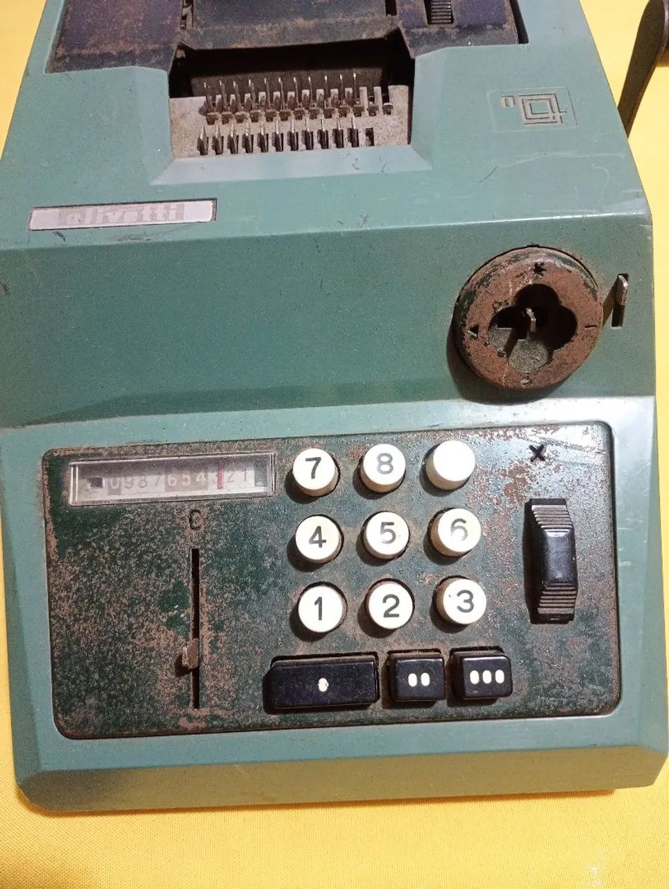 Vendo uma antiga calculadora Olivetti . - Foto 2