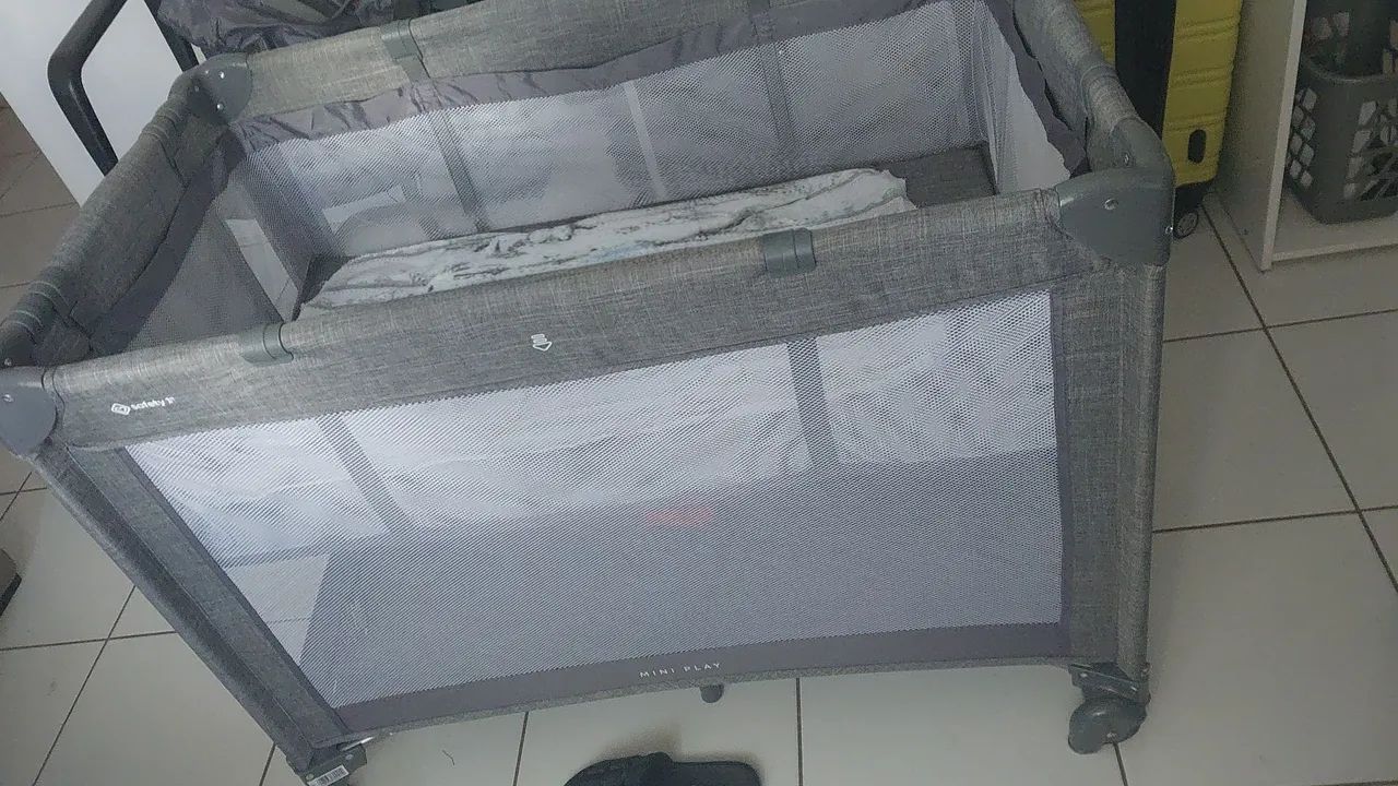 Berço cercadinho 