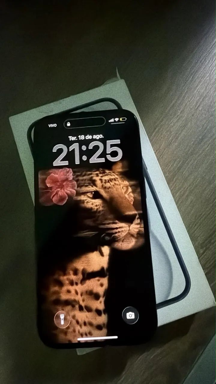iPhone 15  - Foto 2