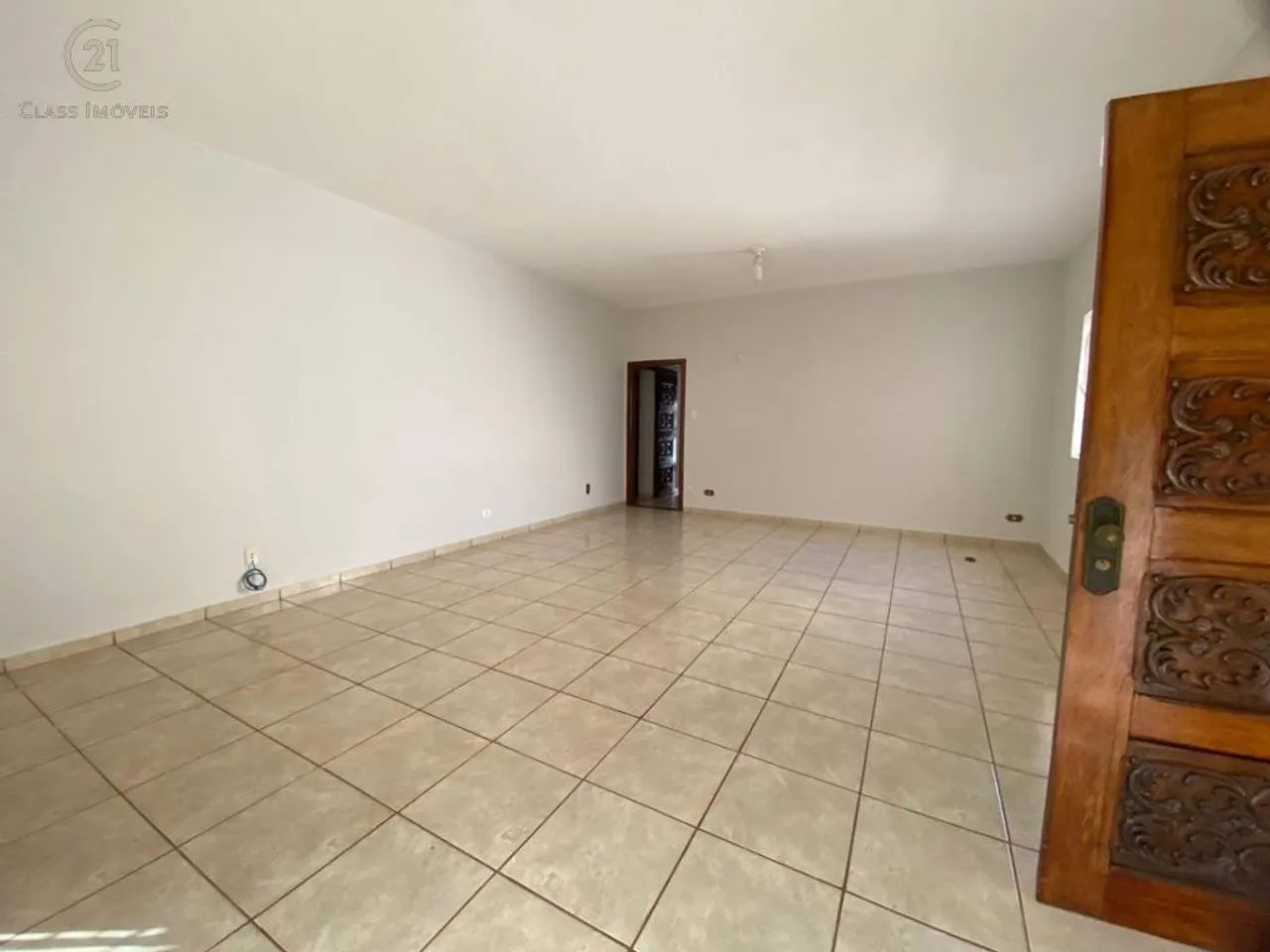 Casa para alugar em Londrina, Centro, com 3 quartos, com 213 m² - Foto 4