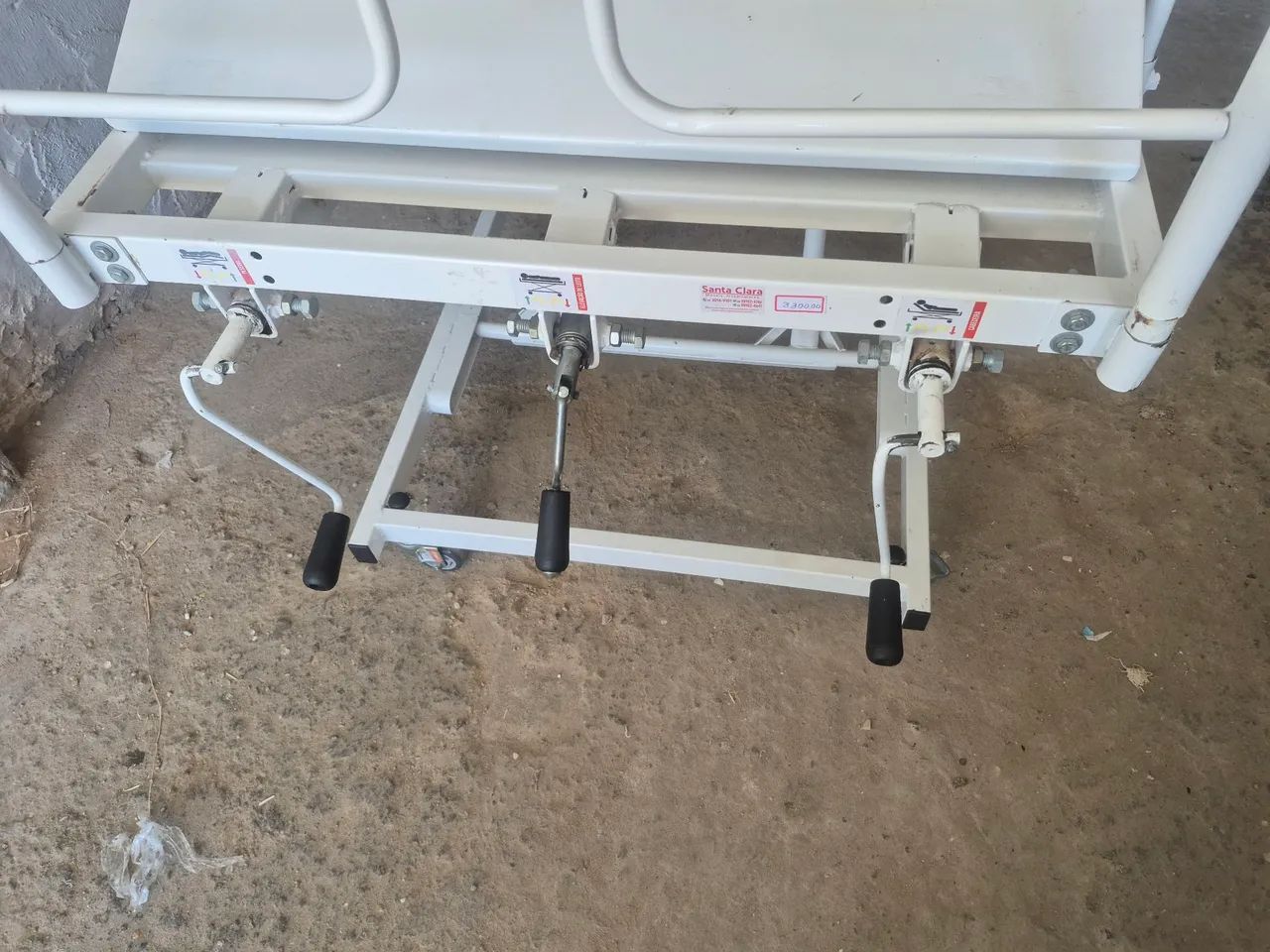 Cama hospitalar 3 manivelas  - Foto 3