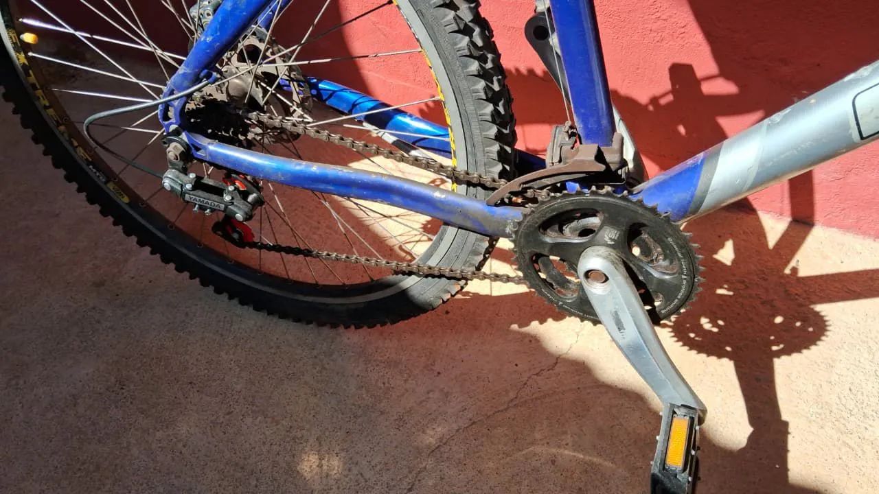 Vende-se bicicleta quandro de alumínio  - Foto 2