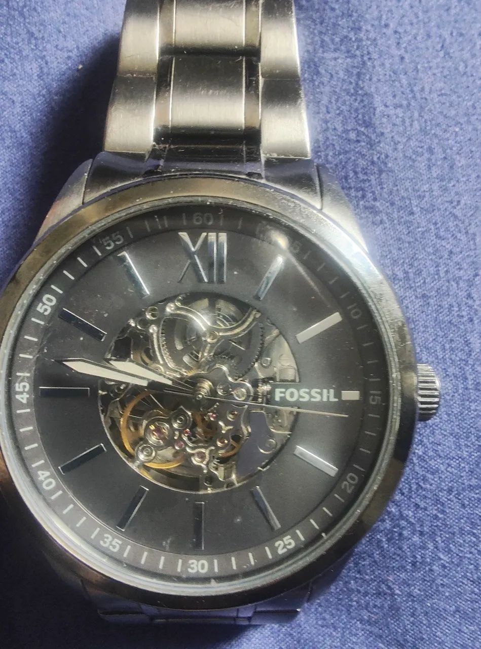 Relógio fóssil skeleton 