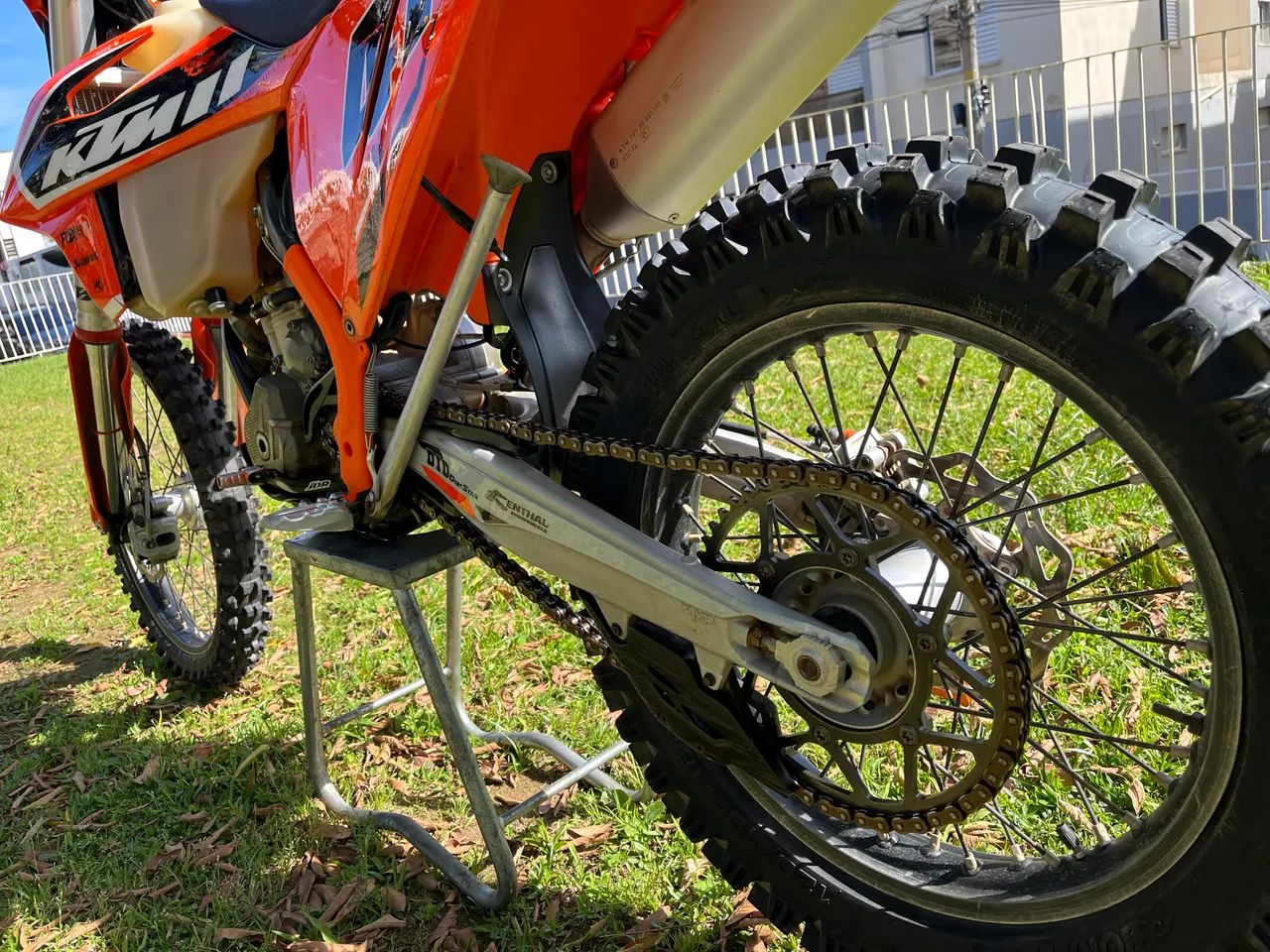 ktm 350 de enduro revisada - Foto 5